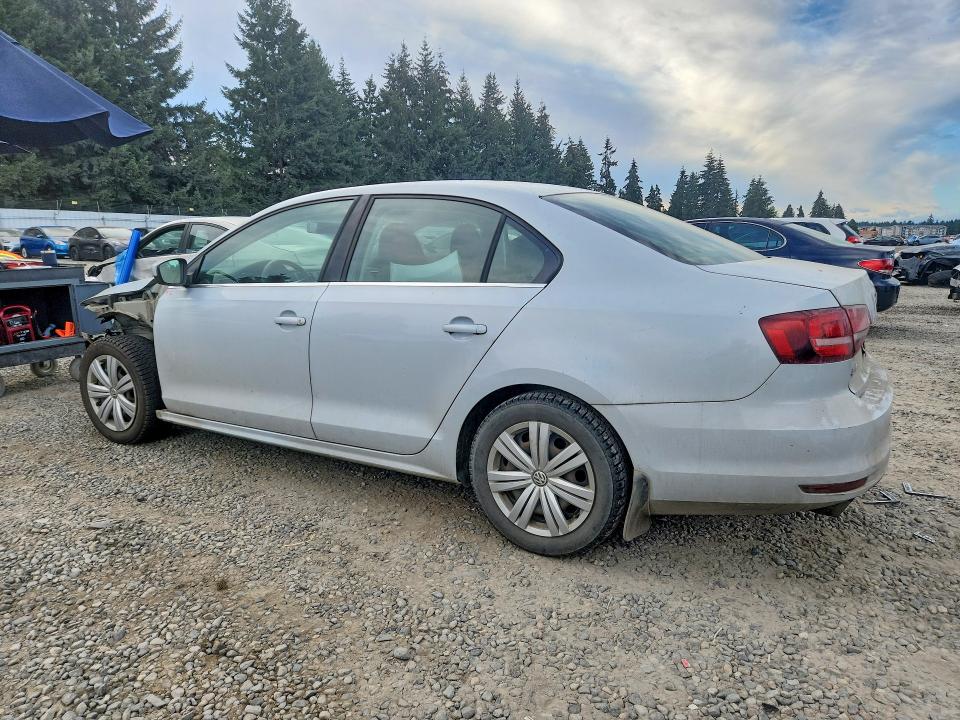 Photo 2 from auction – 2017 VOLKSWAGEN JETTA with VIN 3VW167AJ5HM348692