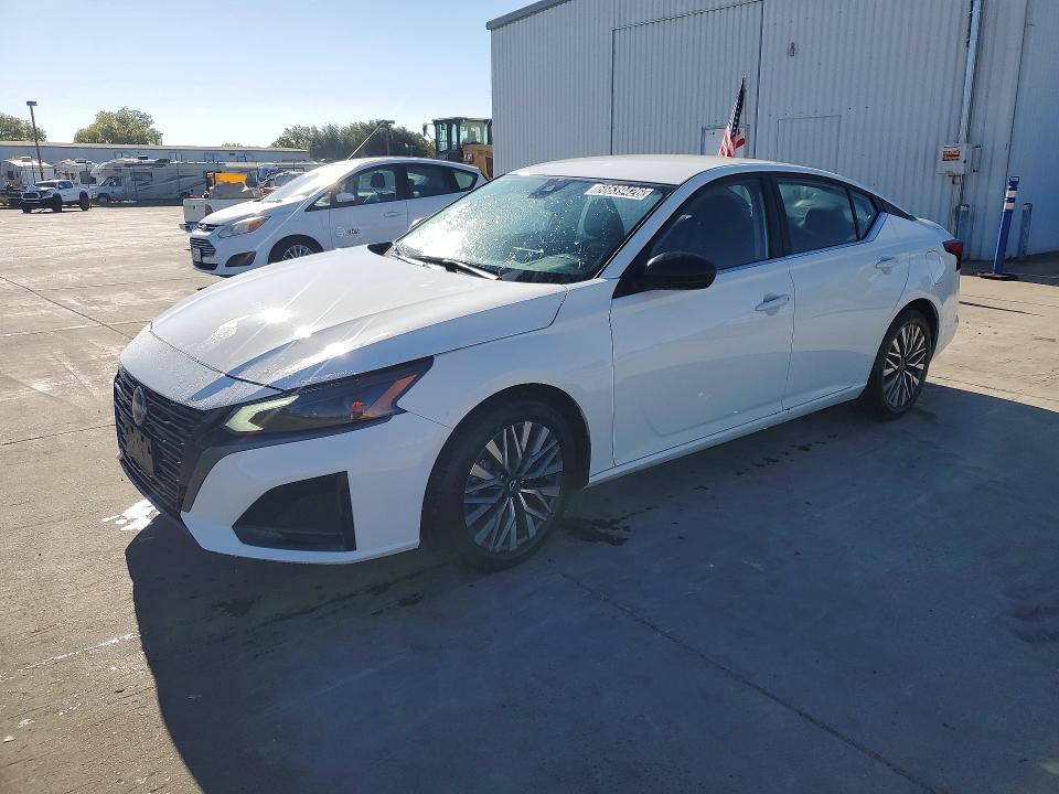 NISSAN ALTIMA 2026 with VIN 1N4BL4DV7TN304775 - Photo from auction