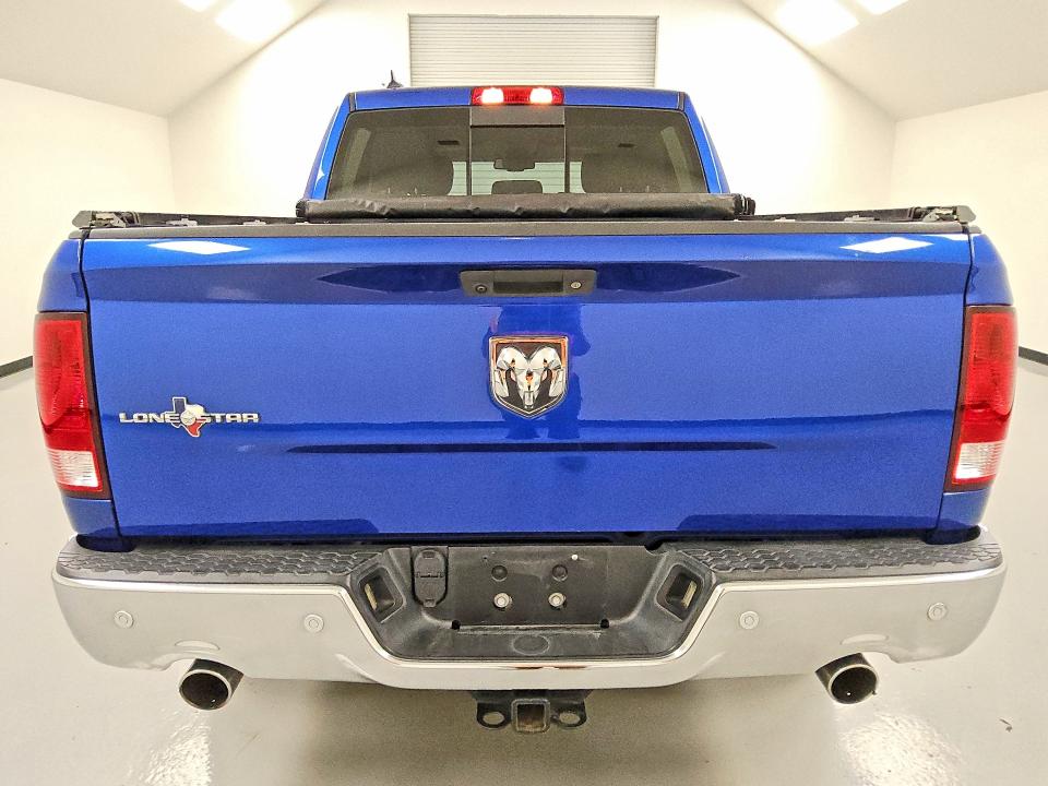 Photo 6 from auction – 2018 RAM 1500 with VIN 1C6RR6LT0JS334130