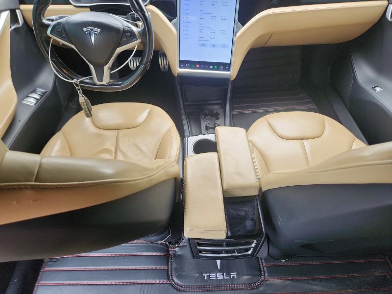 Фото 8 с аукциона – 2015 TESLA MODEL S с VIN 5YJSA4H43FF089996