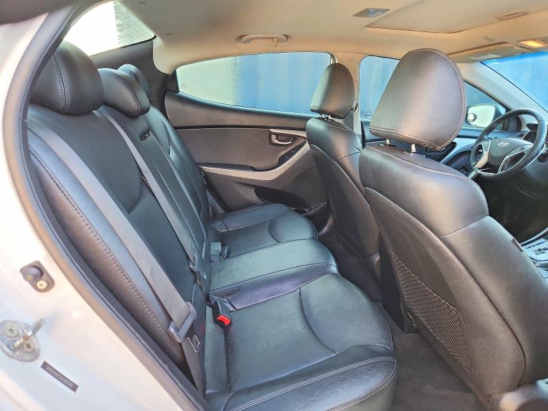 Photo 10 from auction – 2012 HYUNDAI ELANTRA with VIN 5NPDH4AE5CH081886