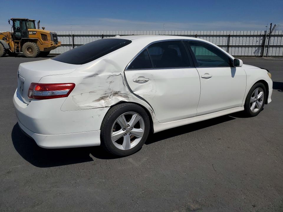Photo 3 from auction – 2010 TOYOTA CAMRY with VIN 4T1BF3EK8AU545159