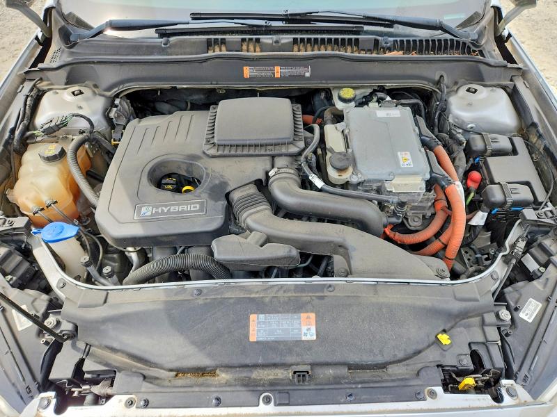 Photo 11 from auction – 2016 FORD FUSION with VIN 3FA6P0LU7GR314104