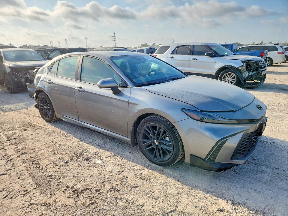 Photo 4 from auction – 2025 TOYOTA CAMRY with VIN 4T1DAACK7SU633832