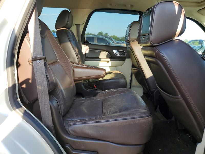 Photo 11 from auction – 2011 CADILLAC ESCALADE with VIN 1GYS4DEF7BR260583