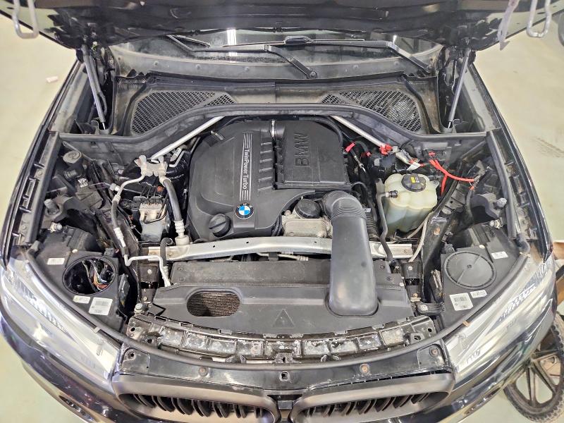 Photo 12 from auction – 2018 BMW X5 with VIN 5UXKR0C54J0X93213