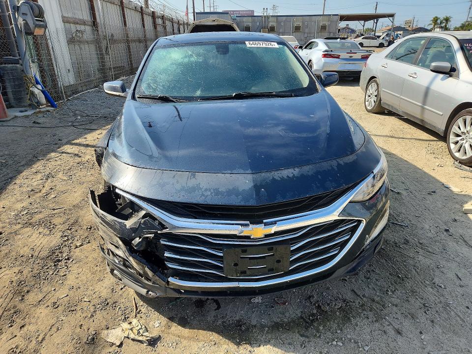 Photo 5 from auction – 2020 CHEVROLET MALIBU with VIN 1G1ZD5ST2LF061831