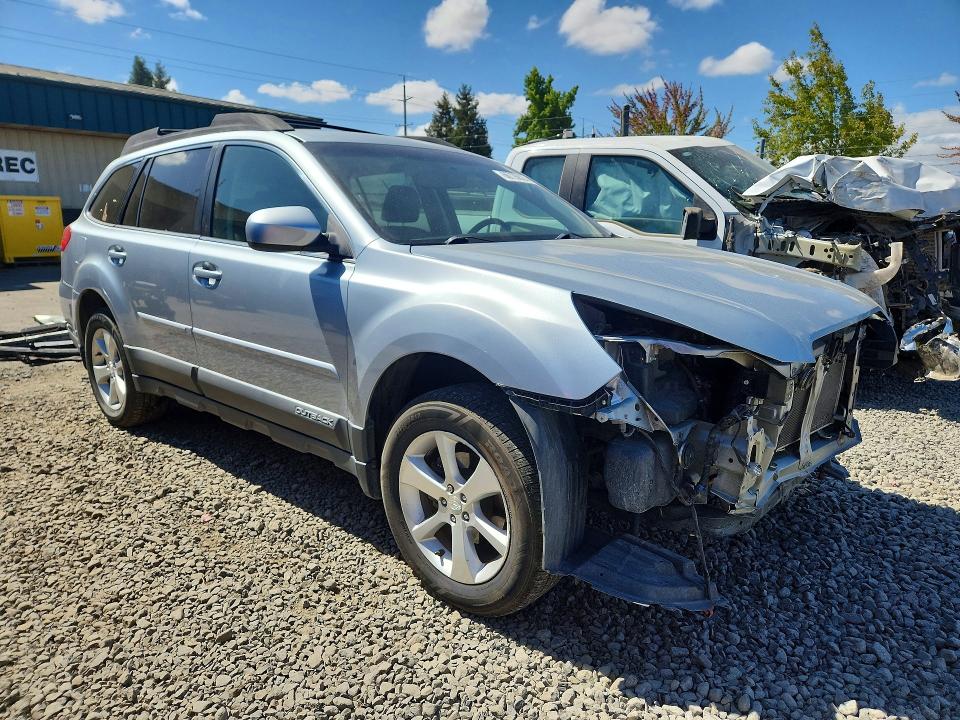 Фото 4 с аукциона – 2013 SUBARU OUTBACK с VIN 4S4BRCKC8D3220817