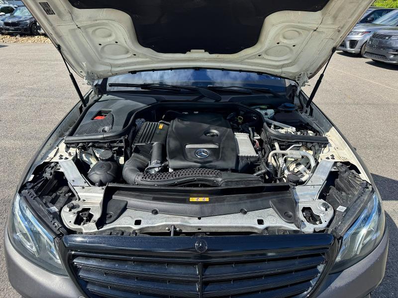 Photo 7 from auction – 2017 MERCEDES-BENZ E with VIN WDDZF4JB3HA210133