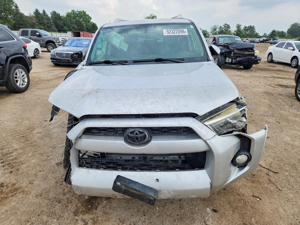 Photo 5 from auction – 2014 TOYOTA 4RUNNER with VIN JTEBU5JR6E5169100