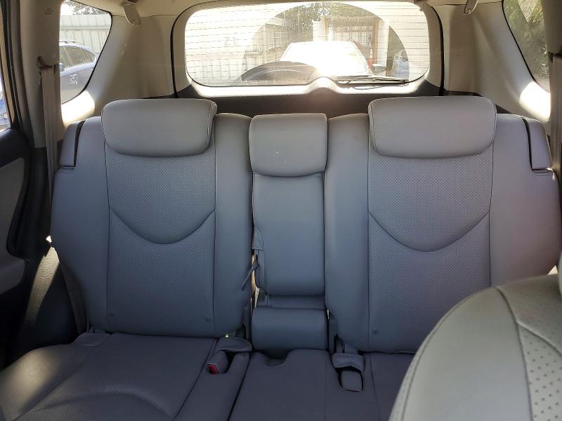 Photo 10 from auction – 2006 TOYOTA RAV4 with VIN JTMBD31V166017422