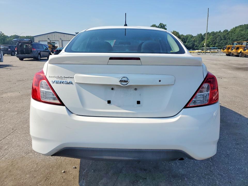 Photo 6 from auction – 2017 NISSAN VERSA with VIN 3N1CN7AP9HL834692