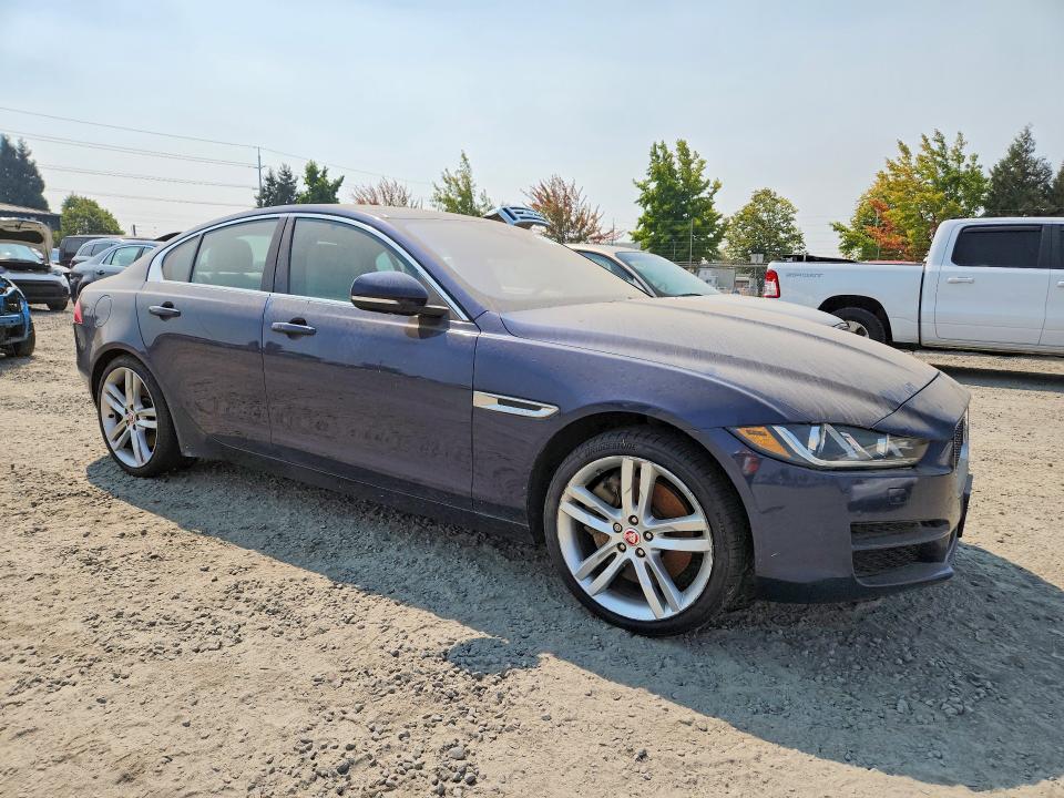 Photo 4 from auction – 2017 JAGUAR XE with VIN SAJAK4BV8HA973648