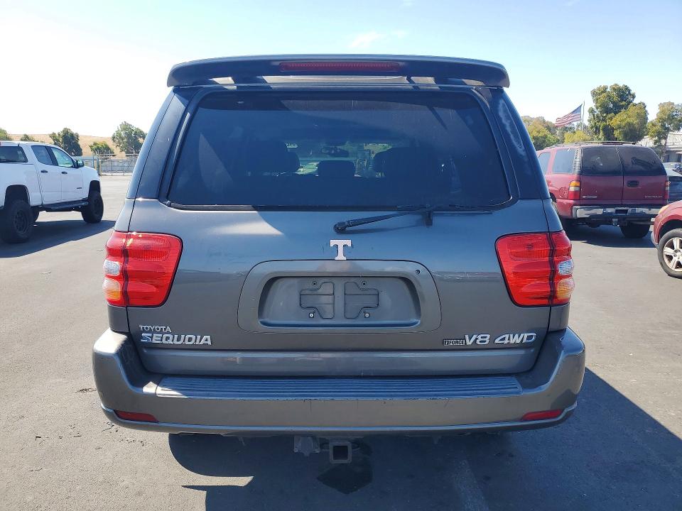Photo 6 from auction – 2003 TOYOTA SEQUOIA with VIN 5TDBT48A43S176992