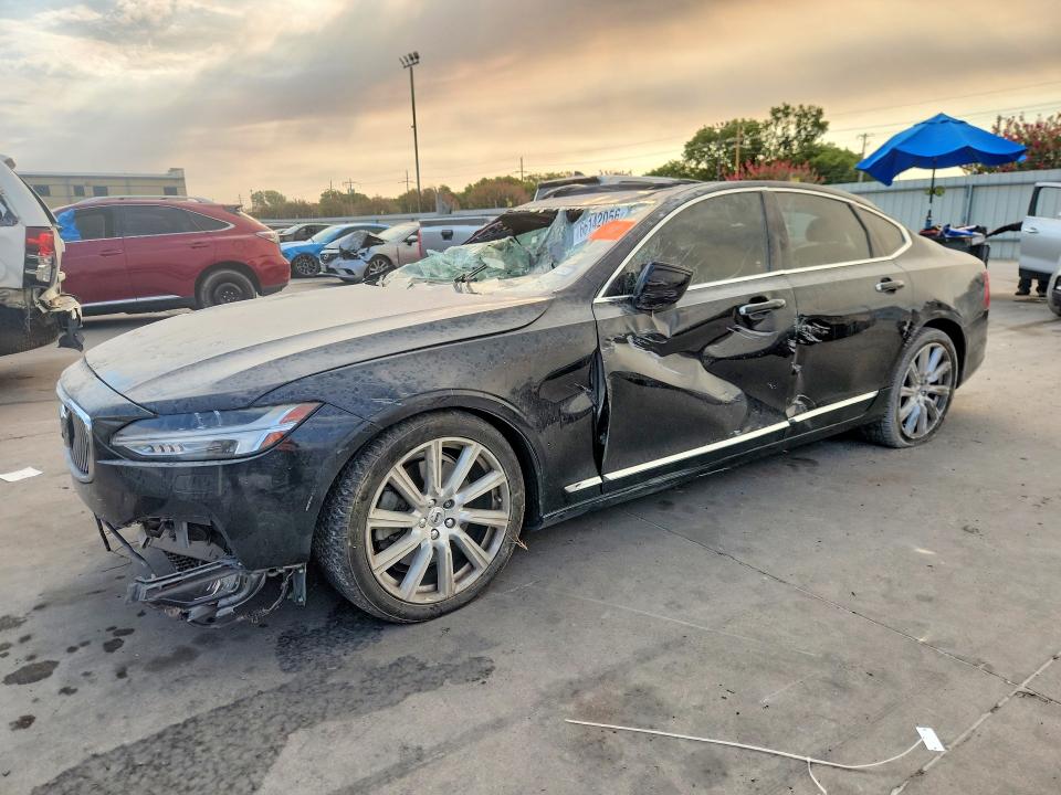 Photo 1 from auction – 2017 VOLVO S90 with VIN YV1A22ML5H1015561