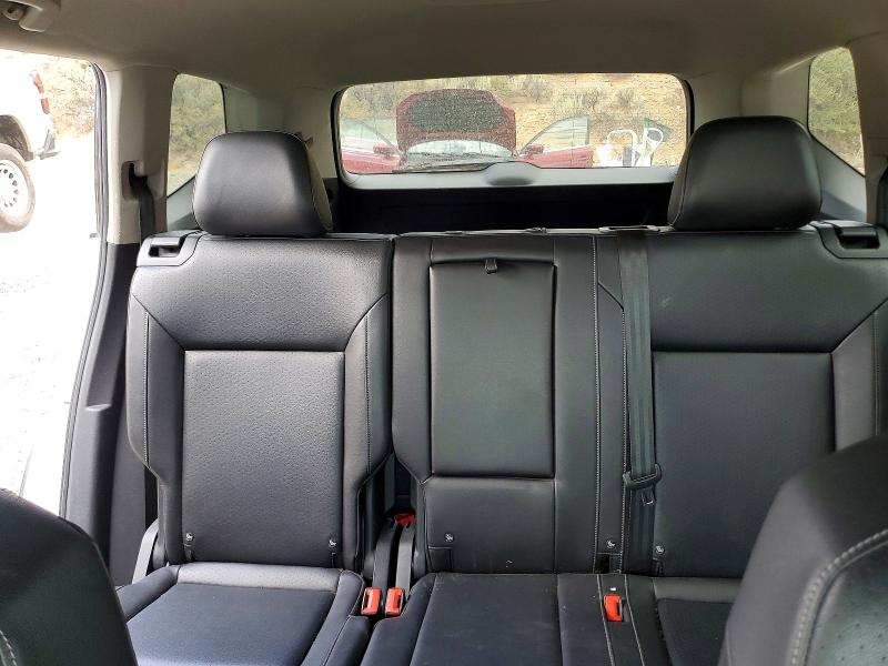 Photo 10 from auction – 2018 VOLKSWAGEN ATLAS with VIN 1V2KR2CA1JC577813