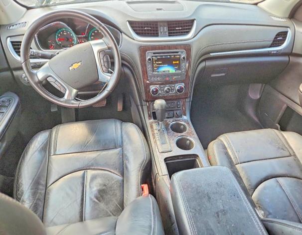 Photo 8 from auction – 2016 CHEVROLET TRAVERSE with VIN 1GNKRHKD0GJ305507