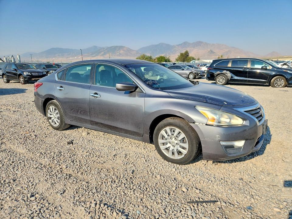 Photo 4 from auction – 2015 NISSAN ALTIMA with VIN 1N4AL3AP0FN310692