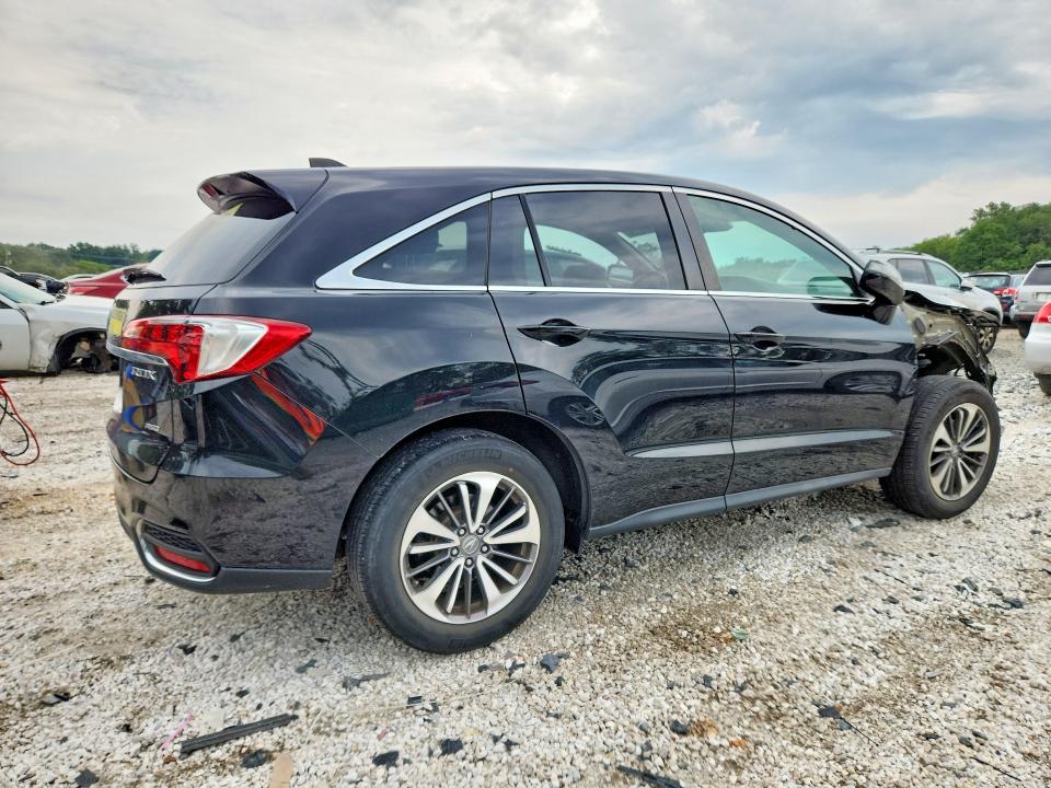 Photo 3 from auction – 2018 ACURA RDX with VIN 5J8TB4H76JL014969