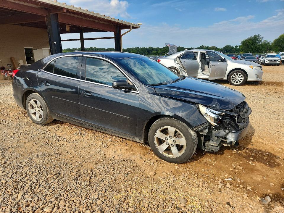 Photo 4 from auction – 2014 CHEVROLET MALIBU with VIN 1G11B5SL4EF274852