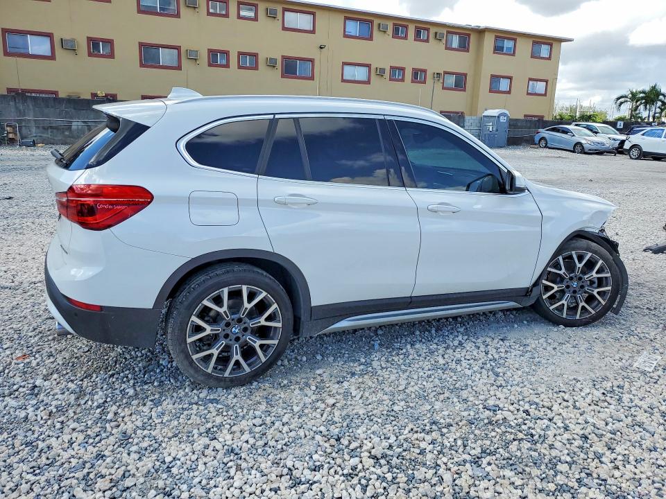 Photo 3 from auction – 2021 BMW X1 with VIN WBXJG7C04M3M74786