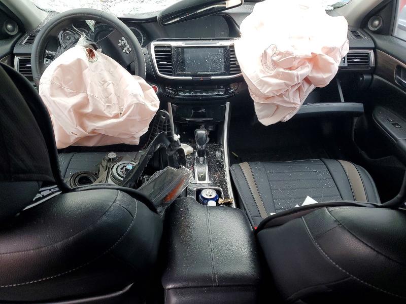 Photo 8 from auction – 2017 HONDA ACCORD with VIN 1HGCR3F81HA024753
