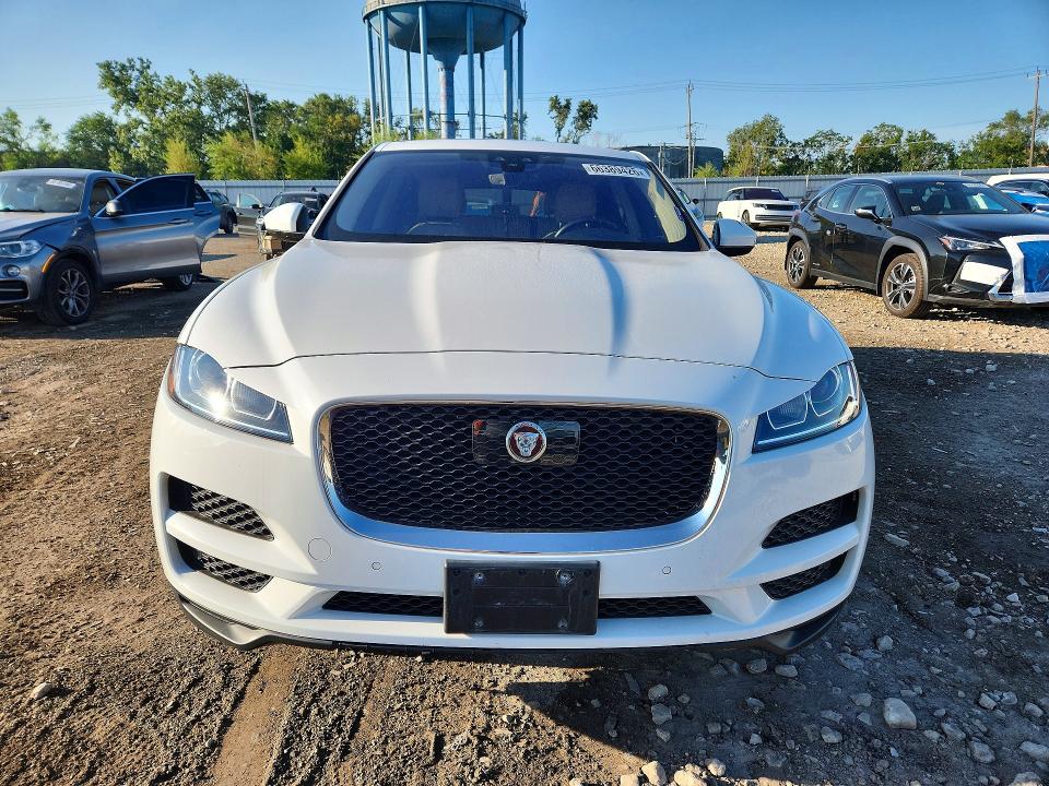 Photo 5 from auction – 2020 JAGUAR F-PACE with VIN SADCJ2FXXLA656767