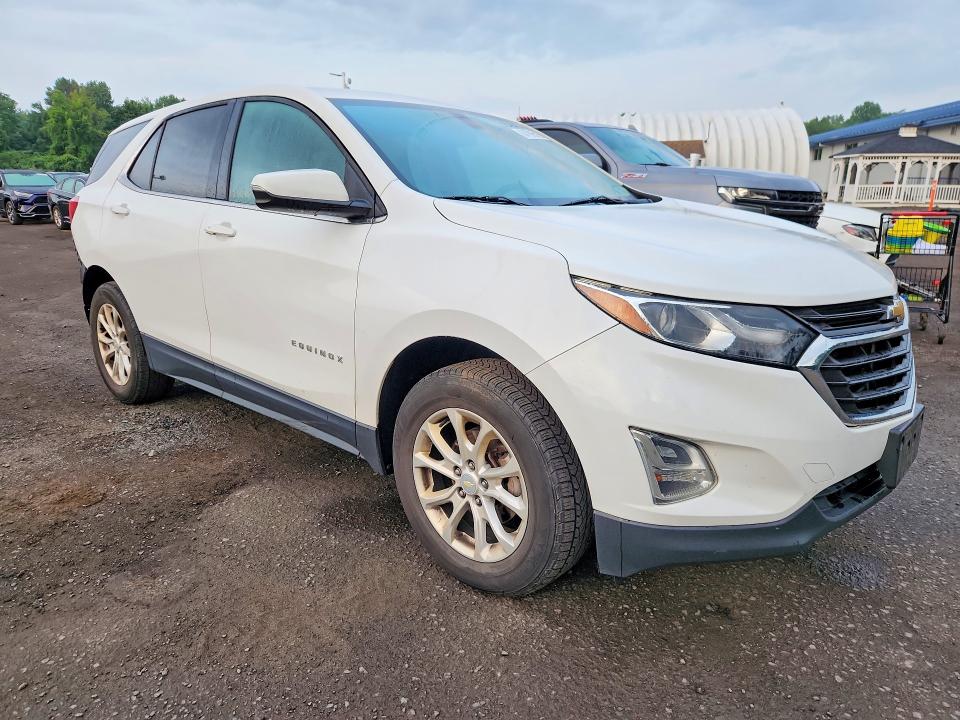Photo 4 from auction – 2018 CHEVROLET EQUINOX with VIN 2GNAXSEV1J6138758