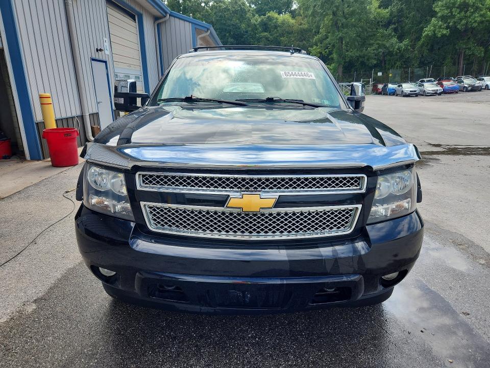 Photo 5 from auction – 2013 CHEVROLET AVALANCHE with VIN 3GNTKFE71DG147825