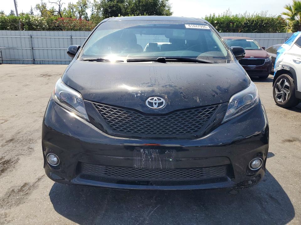Photo 5 from auction – 2017 TOYOTA SIENNA with VIN 5TDXZ3DC4HS845291