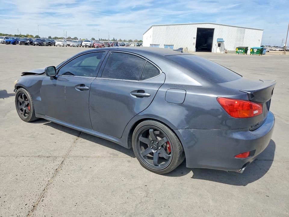 Photo 2 from auction – 2007 LEXUS IS with VIN JTHBE262272009536