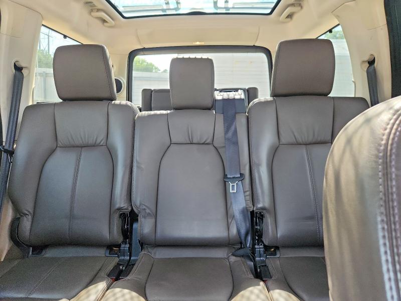 Снимка 10 от търг – 2016 LAND ROVER LR4 с VIN SALAK2V65GA800796