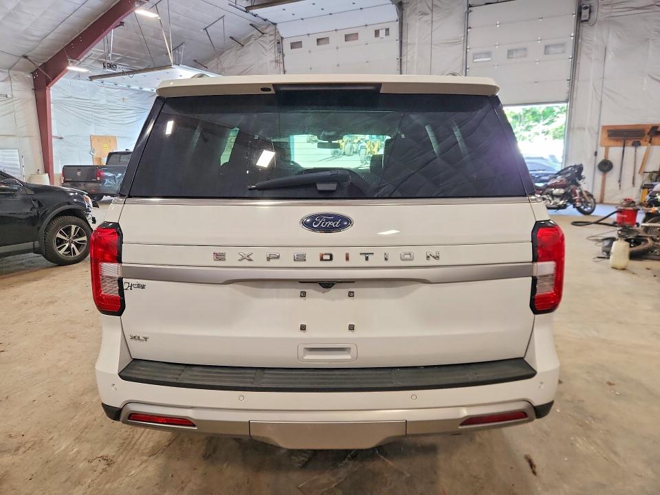 Photo 6 from auction – 2022 FORD EXPEDITION with VIN 1FMJU1JT9NEA27940