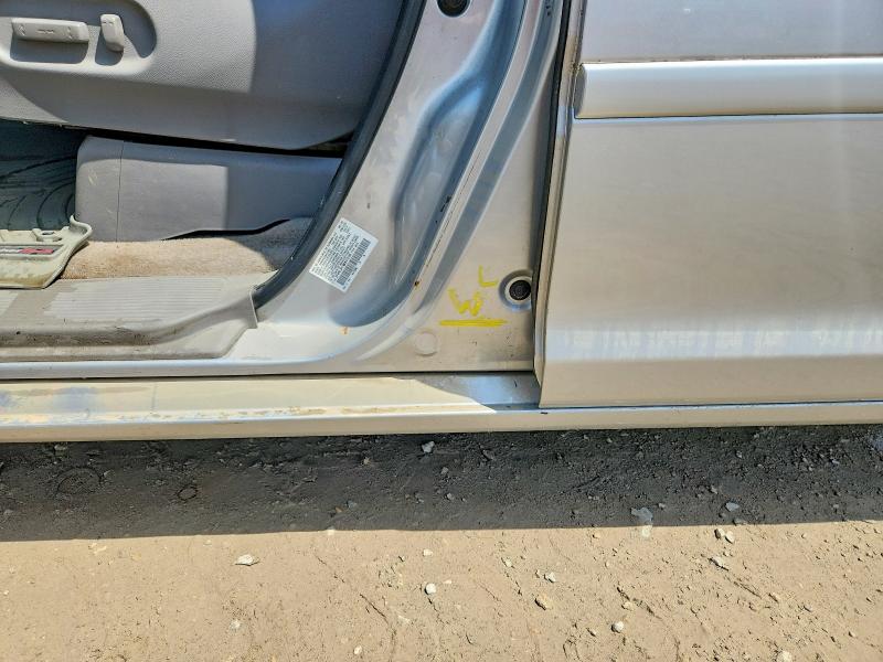 Photo 13 from auction – 2010 HONDA ODYSSEY with VIN 5FNRL3H73AB010106