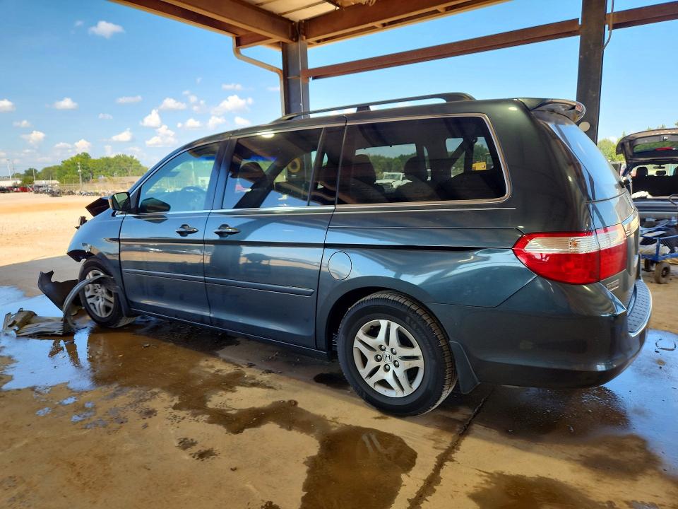 Photo 2 from auction – 2005 HONDA ODYSSEY with VIN 5FNRL38715B132680