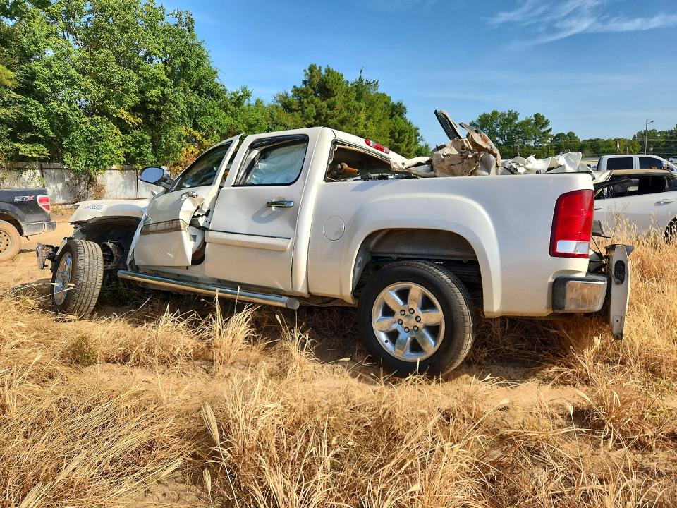Фото 2 с аукциона – 2013 GMC SIERRA с VIN 3GTP1VE06DG299495