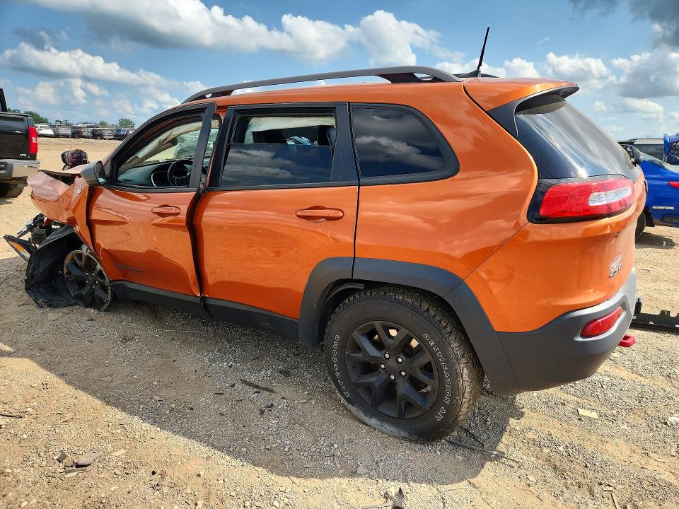 Photo 2 from auction – 2016 JEEP CHEROKEE with VIN 1C4PJMBS4GW323010