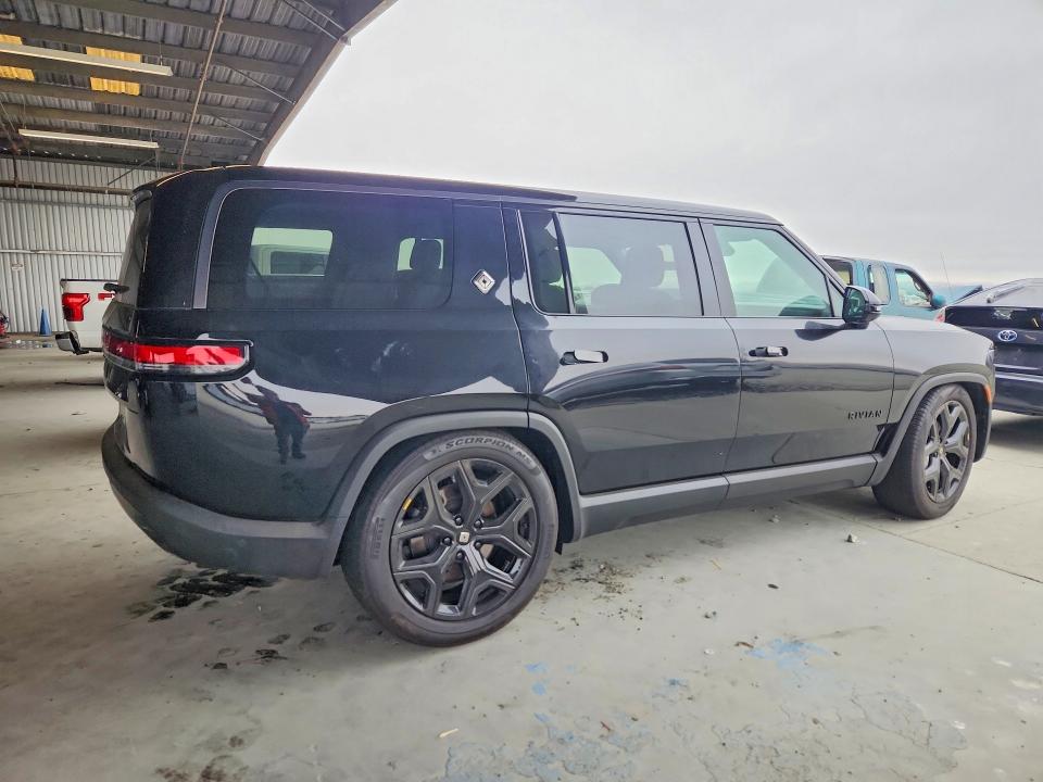 Photo 3 from auction – 2025 RIVIAN R1S with VIN 7PDSGBBA5SN055905