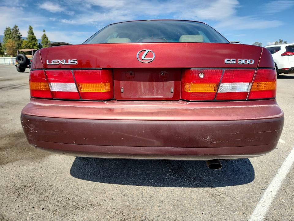 Photo 6 from auction – 1999 LEXUS ES with VIN JT8BF28G0X0181713