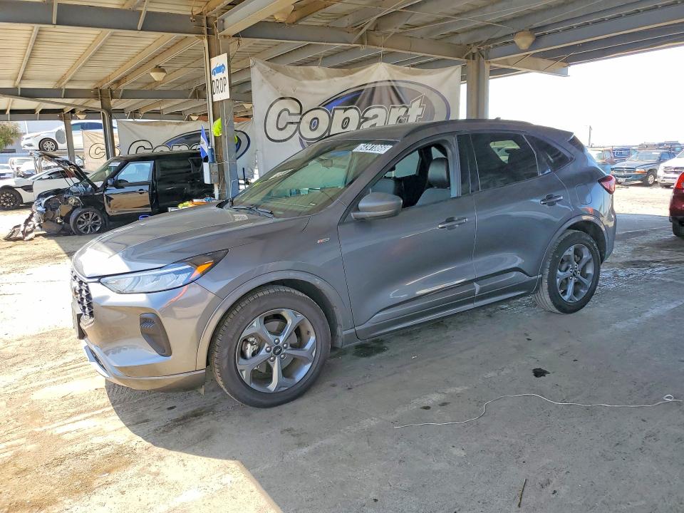 FORD ESCAPE 2023 with VIN 1FMCU0MN8PUA79763 - Photo from auction