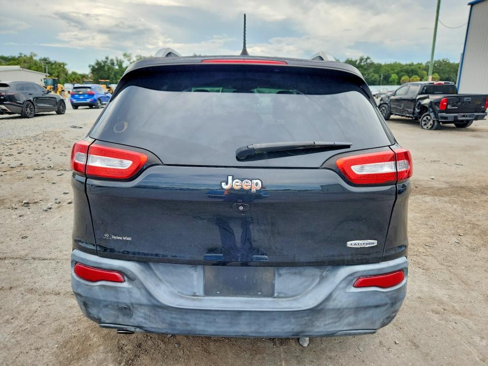 Photo 6 from auction – 2016 JEEP CHEROKEE with VIN 1C4PJLCB8GW291400