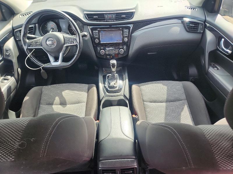 Снимка 8 от търг – 2017 NISSAN ROGUE SPORT с VIN JN1BJ1CR8HW106892