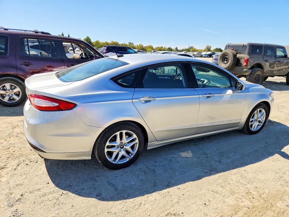 Photo 3 from auction – 2014 FORD FUSION with VIN 3FA6P0H77ER178430