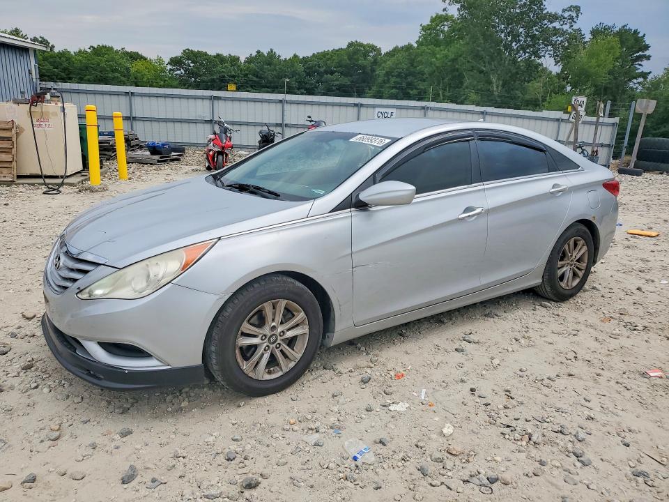 HYUNDAI SONATA 2011 with VIN 5NPEB4AC5BH017155 - Photo from auction