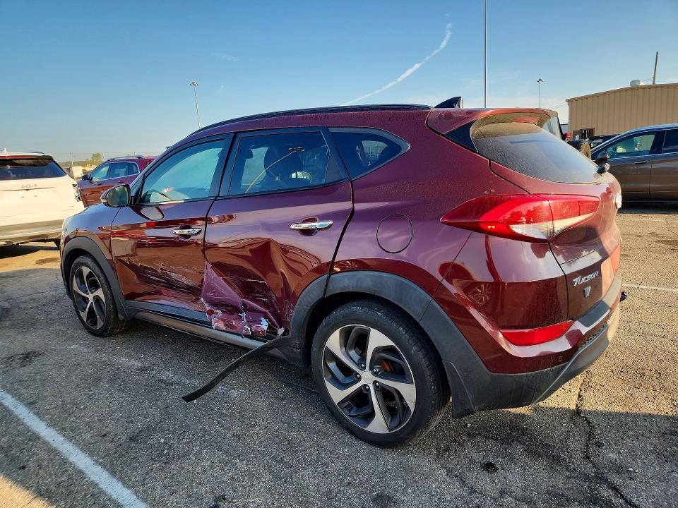 Zdjęcie 2 z aukcji – 2016 HYUNDAI TUCSON z VIN KM8J33A21GU090836