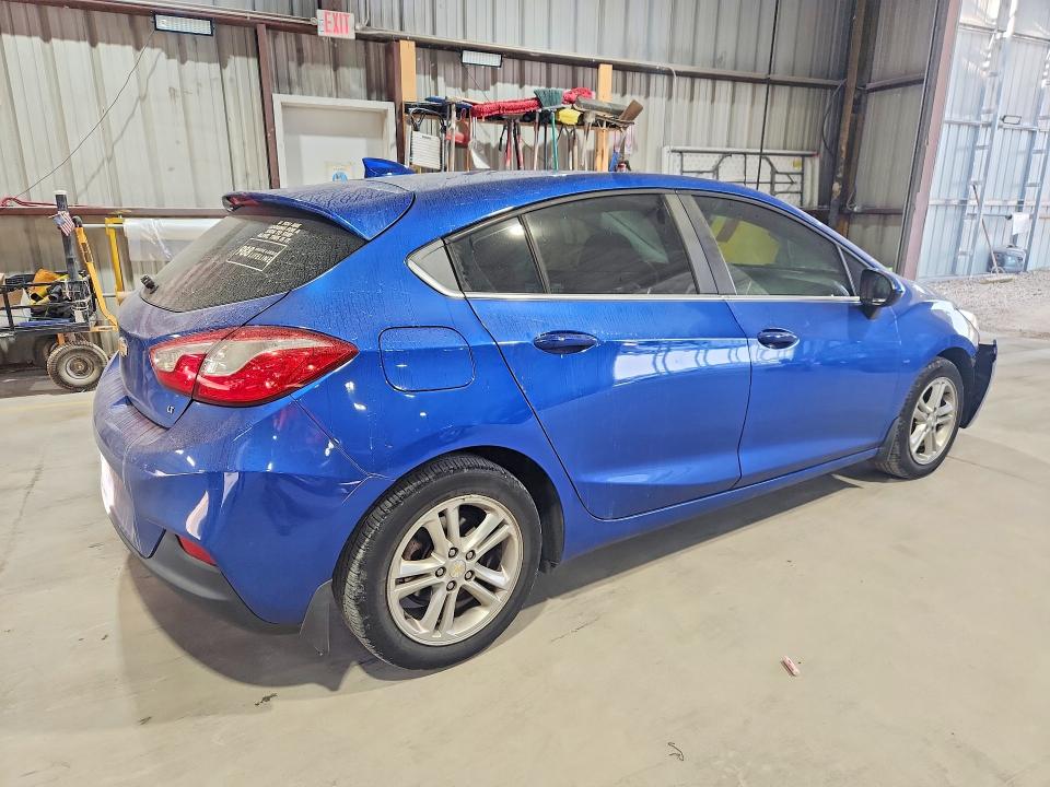 Photo 3 from auction – 2017 CHEVROLET CRUZE with VIN 3G1BE6SM2HS569653