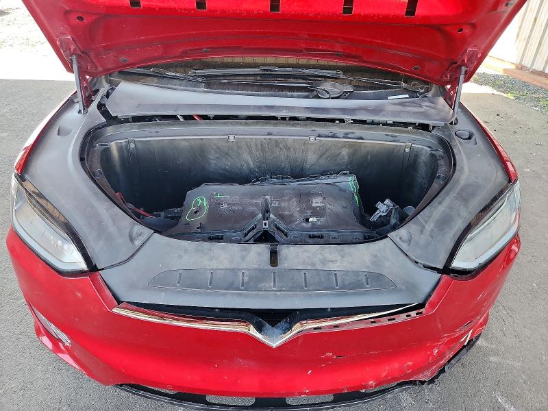 Фото 11 с аукциона – 2020 TESLA MODEL X с VIN 5YJXCBE42LF262363