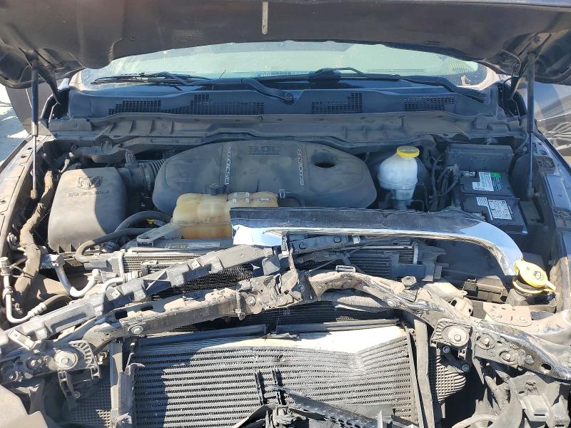 Photo 11 from auction – 2018 RAM 1500 with VIN 1C6RR7LM0JS321943