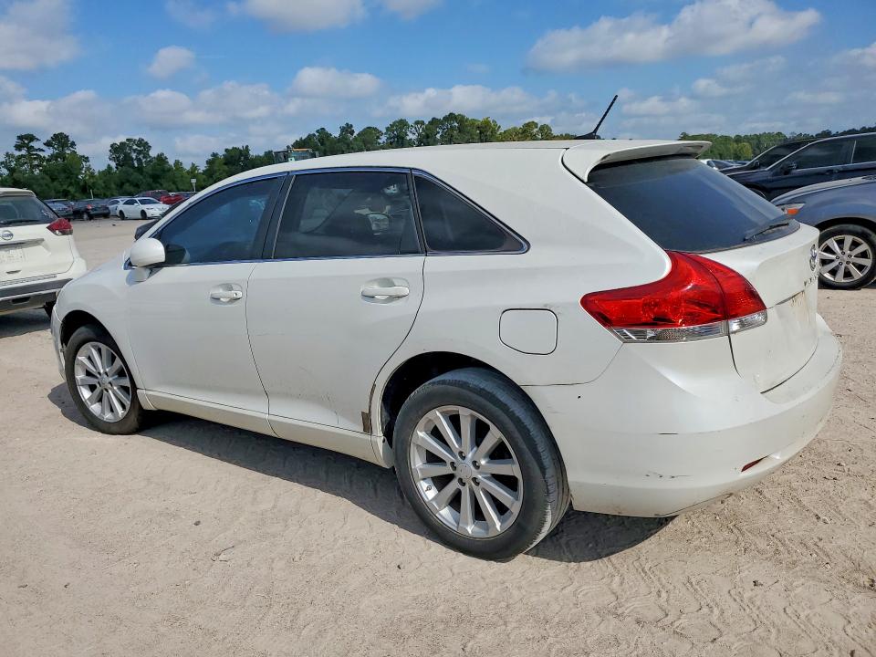 Photo 2 from auction – 2010 TOYOTA VENZA with VIN 4T3ZA3BB2AU037293