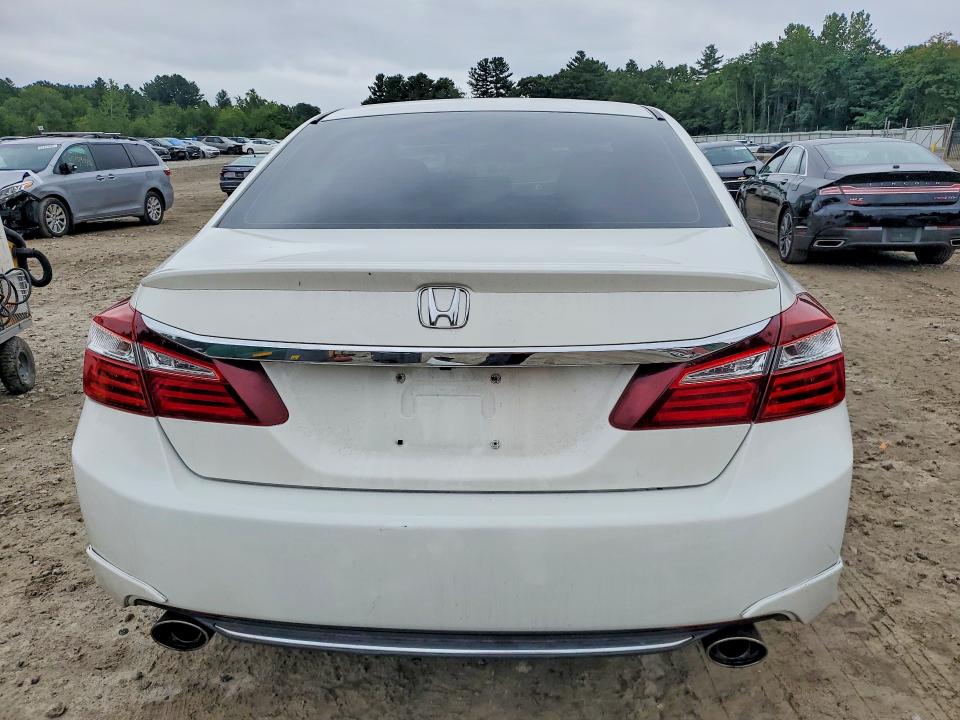 Photo 6 from auction – 2014 HONDA ACCORD with VIN 1HGCR2F55EA170570